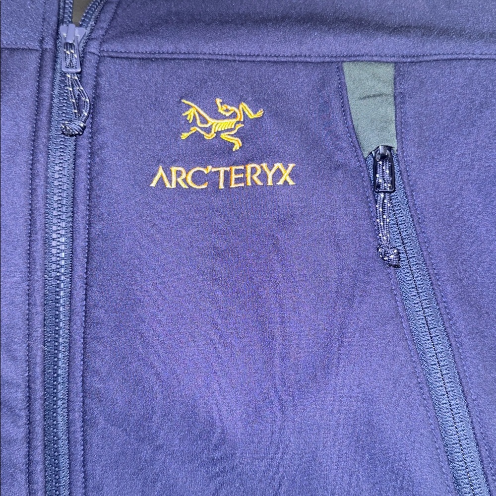 Arc'teryx Blue Performance Jacket - image 8